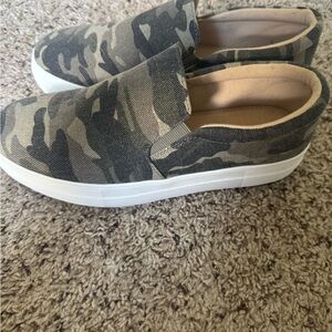 New Soda Camouflage Slip-On Sneakers